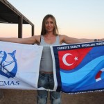 Atleta turca Şahika ERCÜMEN implanta 2 nuevos récords mundiales de apnea CMAS