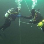 Científicos rusos establecen récord de buceo en aguas frías