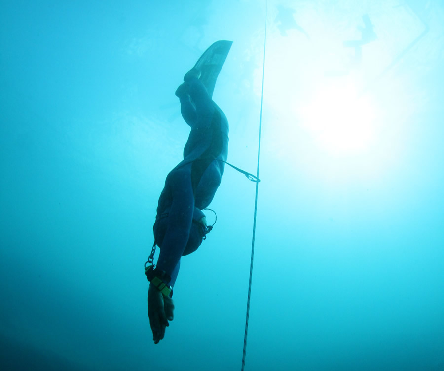 Descending into Vertical Blue