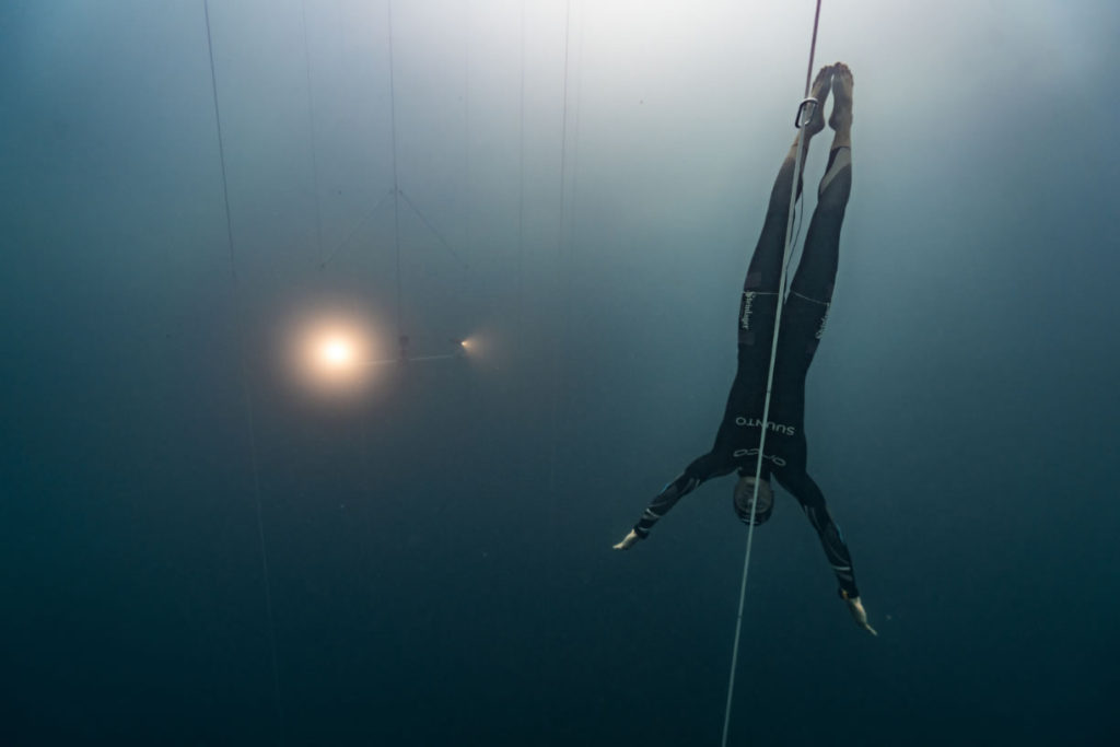 🇳🇿 New Zealand William Trubridge breaks unassisted freediving world record with dive to 102